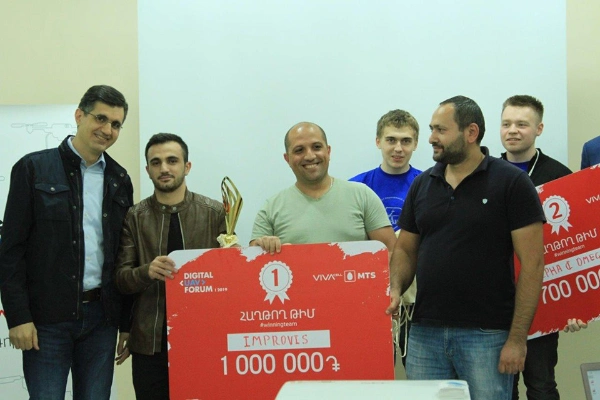 VivaCell-MTS grants awards to the winning teams of the Hackathon of the Digital UAV Forum 2019